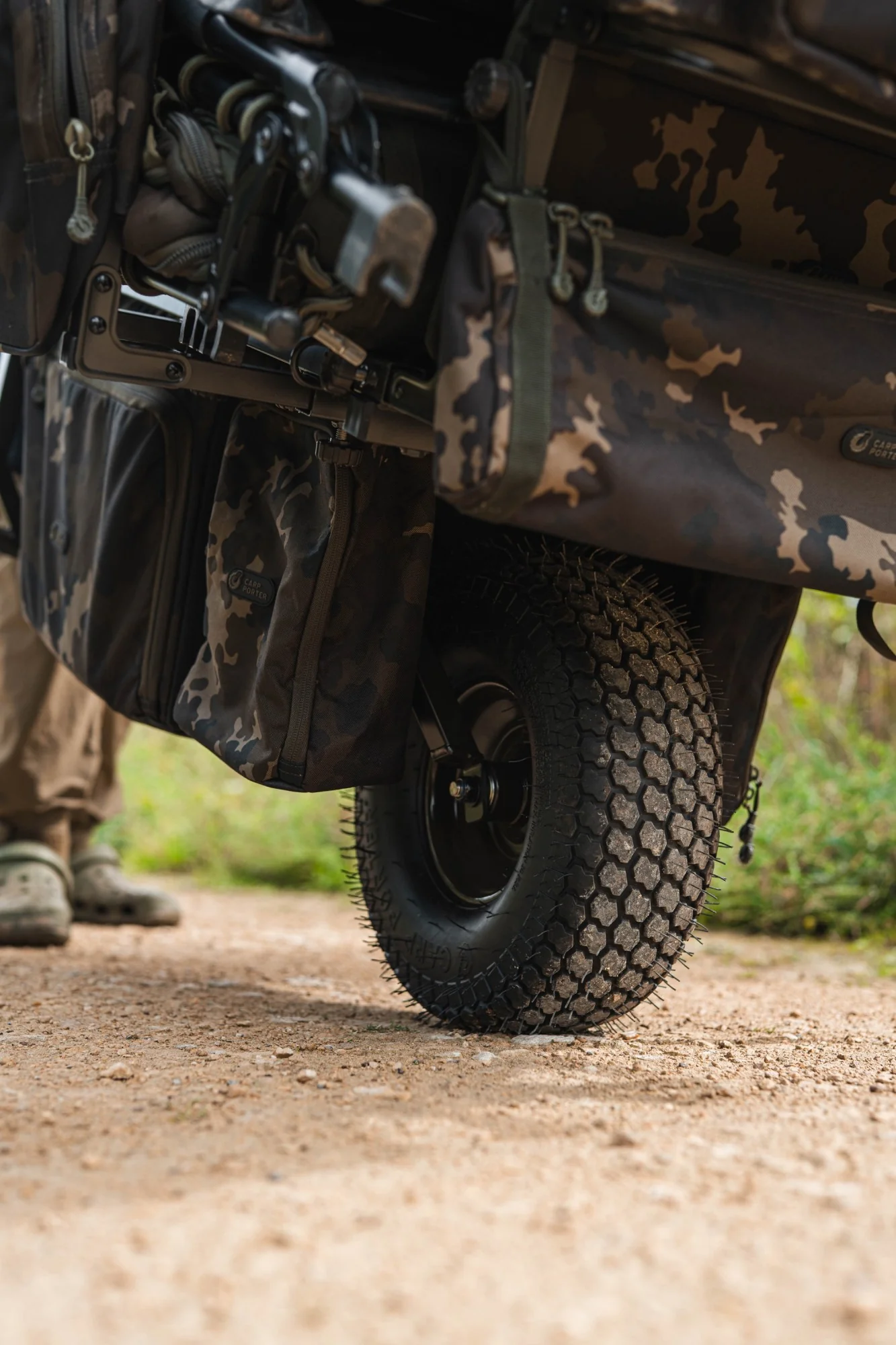 Roamer Carp Porter Dark Kamo - Imagen 8