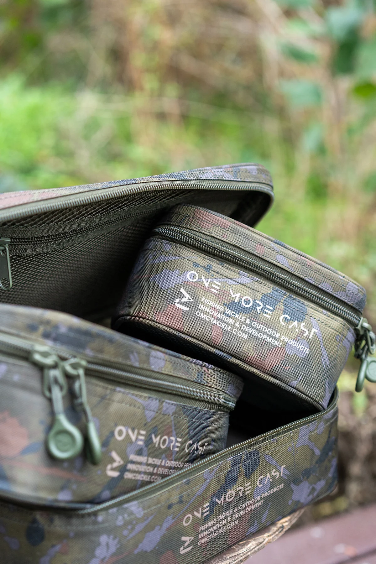 One More Cast a Bag For a Bag For a Bag - Imagen 4