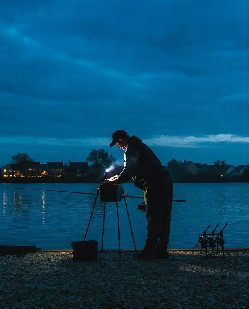 Spomb Linterna Pinza para Cubo - Imagen 5