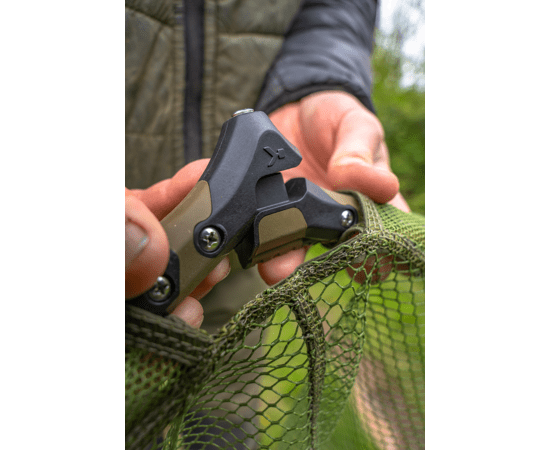 Korum Power Folding Spoon – Latex 30″ - Imagen 7