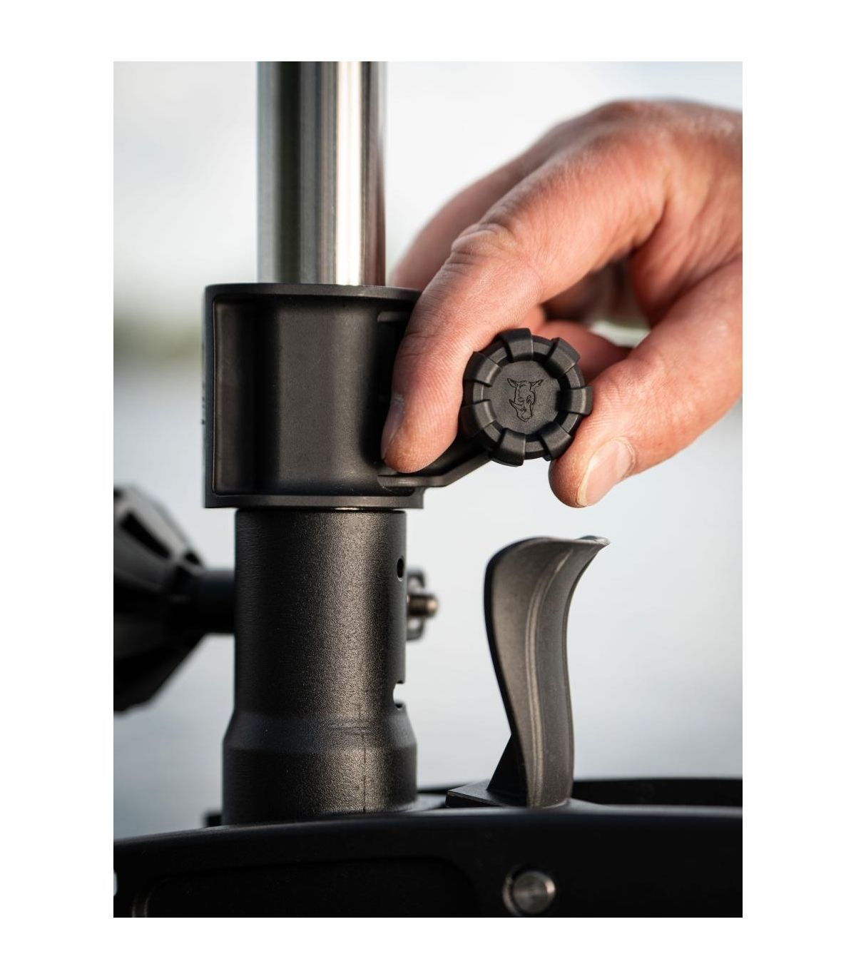 Avid Carp Rhino Blx 60 V2 Electric Outboard Motor - Imagen 7