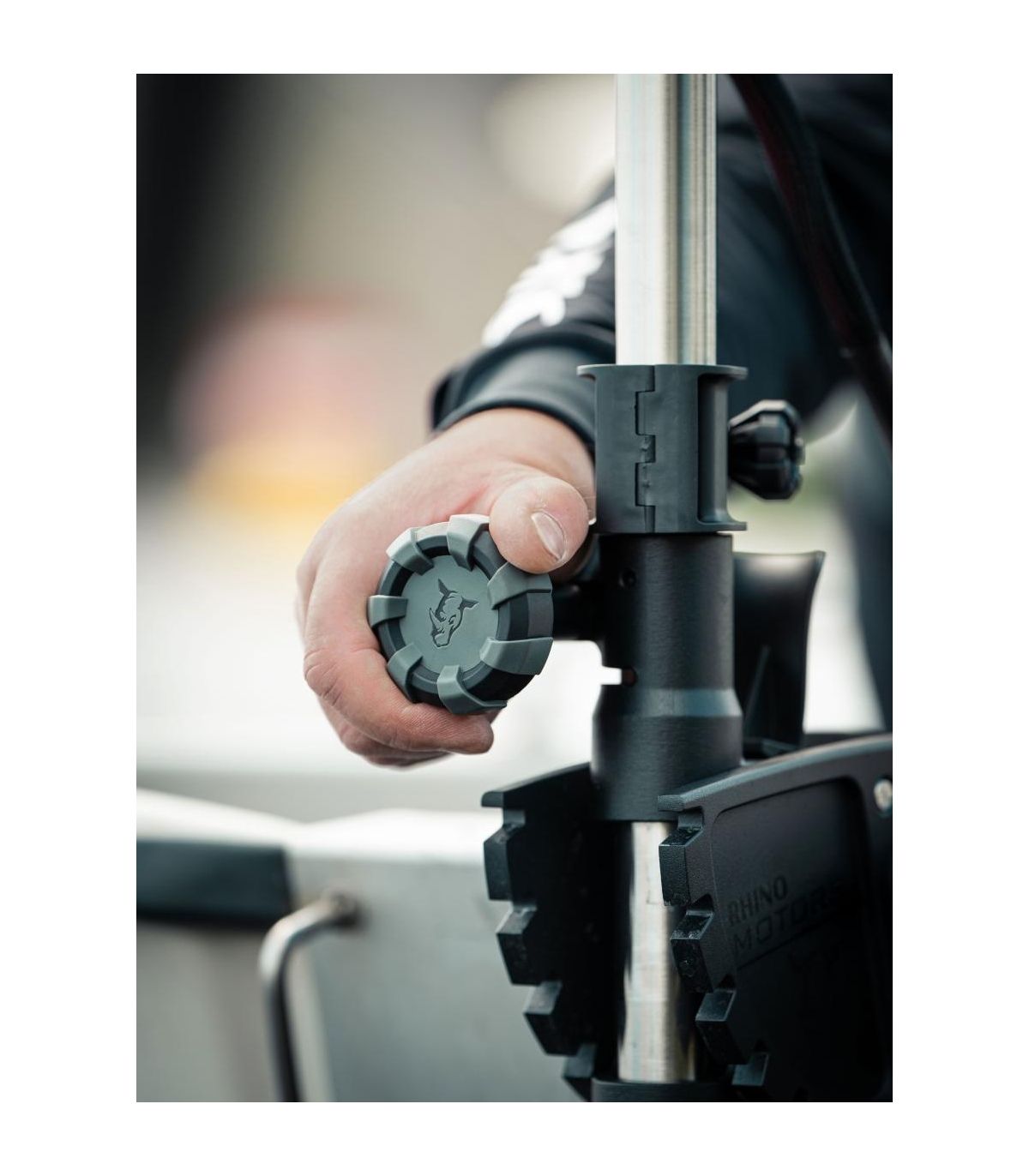 Avid Carp Rhino Blx 60 V2 Electric Outboard Motor - Imagen 5